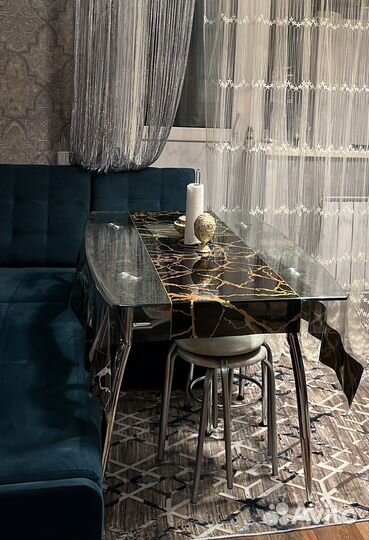 Кухонный стол бу и угловой диван