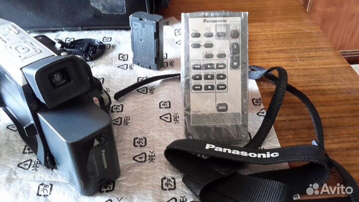 Японская видеокамера mini - DV Panasonic NV - DS 3