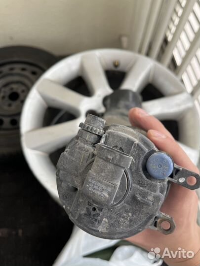 Диски, противотуманные фары (Тойота авенсис т25)