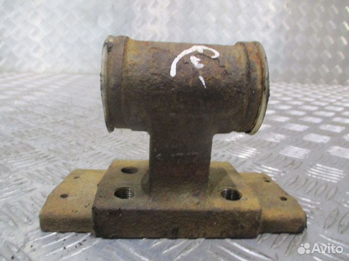 Кронштейн торсиона кабины renault 5010552266