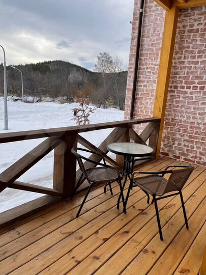 Дом 40 м² на участке 10 га