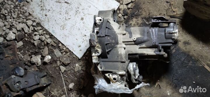 МКПП (механическая коробка переключения передач) S