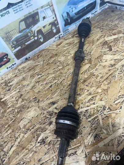 Привод право Киа Маджентис 2