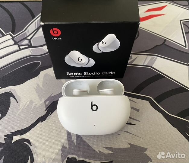 Беспроводные наушники beats studio buds