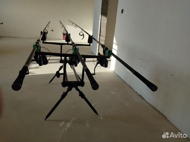 Карповый набор на 3 уд с род подом и сигналками