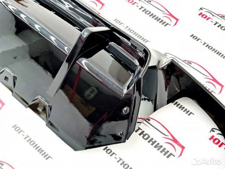 Задний диффузор BMW 5 series f10 M5 V-style