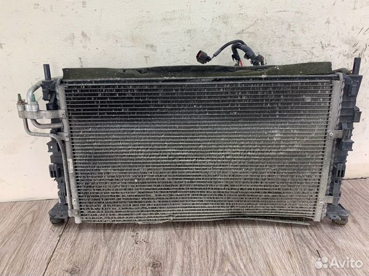 Кассета радиатора Ford Focus 2 hwda