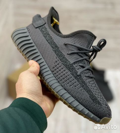 Кроссовки мужские Adidas yeezy