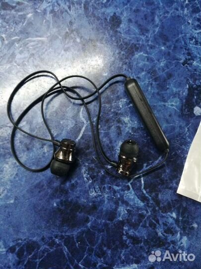 Беспроводные наушники