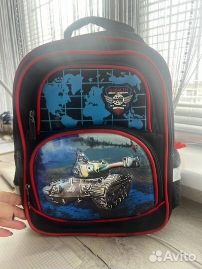 Рюкзак школьный