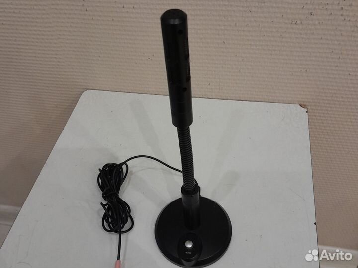 Микрофон настольный MK 490