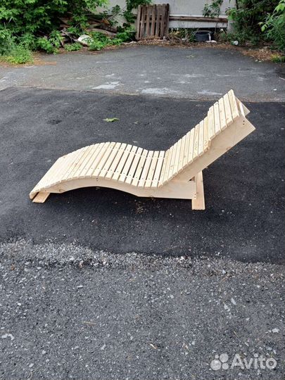 Шезлонг лежак деревянный