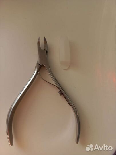Щипчики для маникюра