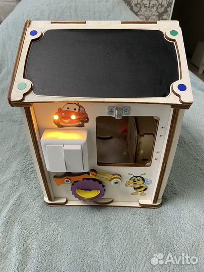 Бизиборд домик iwoodplay