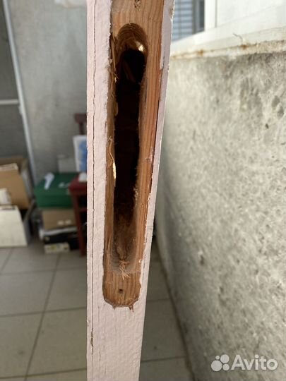 Дверь входная деревянная