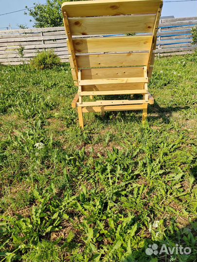 Шезлонг лежак