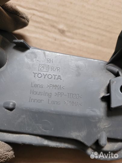 Фонарь противотуманный правый toyota rav 4 40