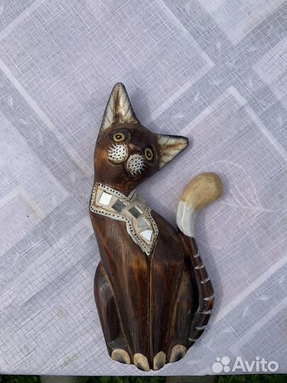 Фигурка кота