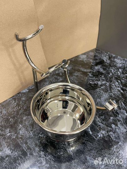 Скаттл, подставка под бритву и помазок