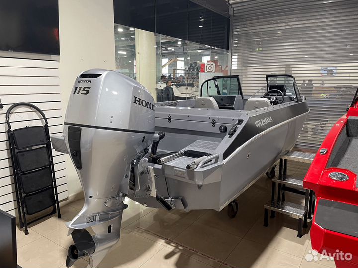 Волжанка 53 Фиш + Honda BF115 LU