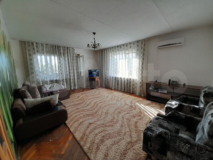 2-к. квартира, 78 м², 1/2 эт.