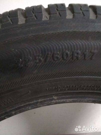 Kumho Solus KH17 225/60 R17