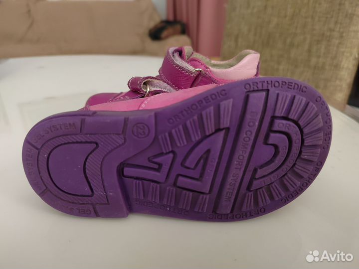 Босоножки для девочки