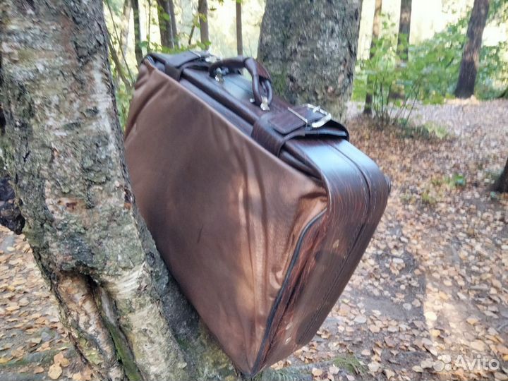 Чемодан большой СССР 89г кожзам с текстилем