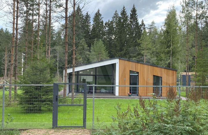 Коттедж 130 м² на участке 10 сот.