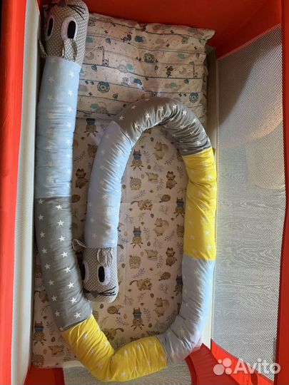 Бортик в кроватку