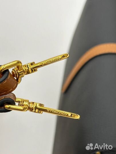 Сумка coccinelle новая