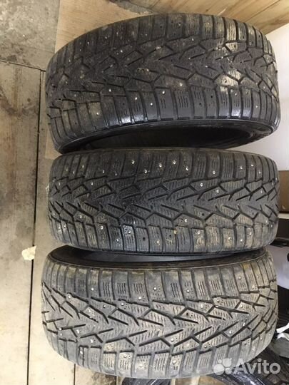 Nokian Tyres Hakkapeliitta 7 215/50 R17