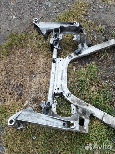 Подрамник передний bмw 7 Е65 бмв 7 Е65 Е66