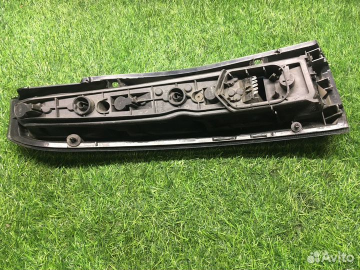 Фонарь задний правый Opel Meriva A