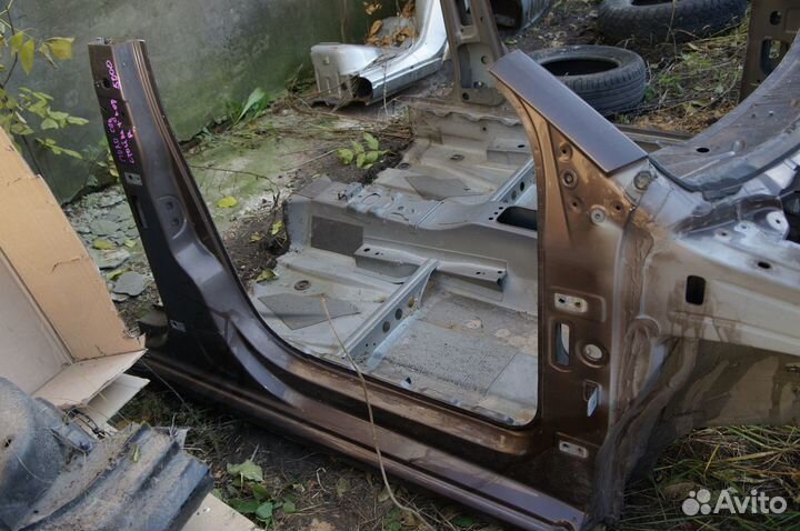 Стойка Кузова Средняя Volkswagen Polo левая правая