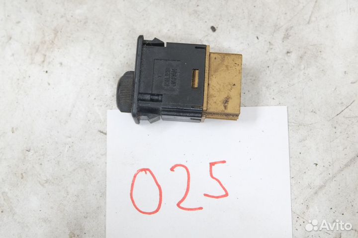 Корректор фар Nissan Maxima (A33)