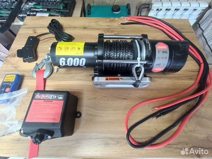 Лебедка Winch 6000lbs/2722кг. Трос кевлар