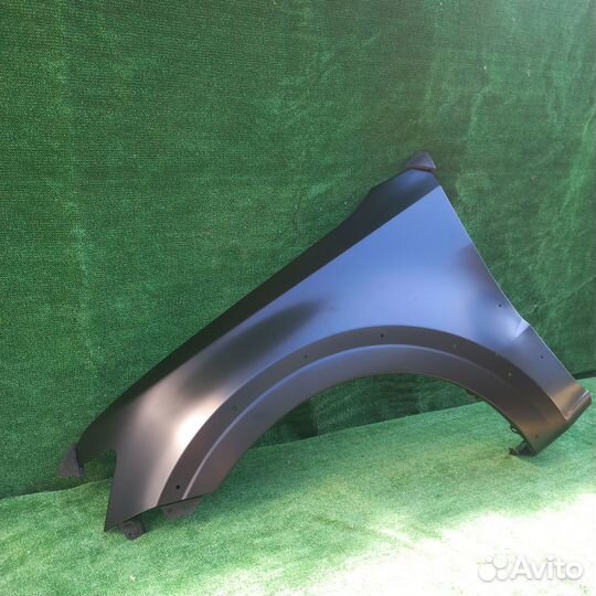 Крыло переднее левое mitsubishi pajero 4