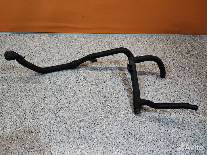 Трубка (шланг) охлаждения Volkswagen Tiguan 5N1