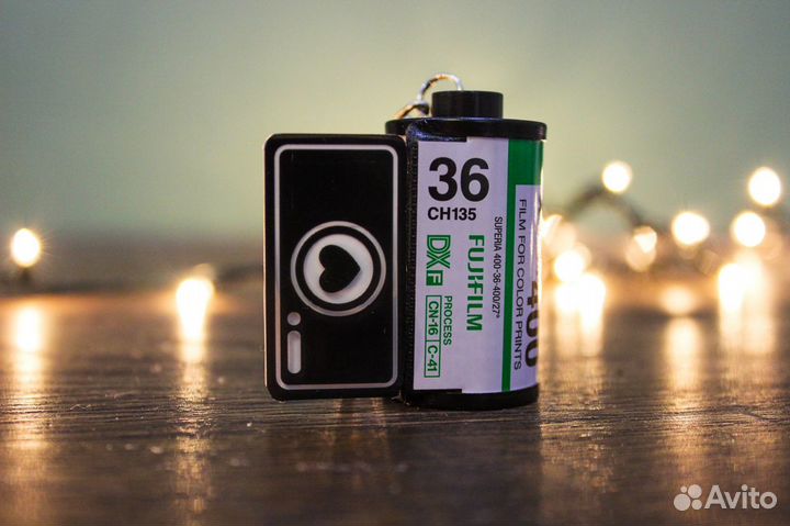 Ретро брелок фотопленка с фотографиями