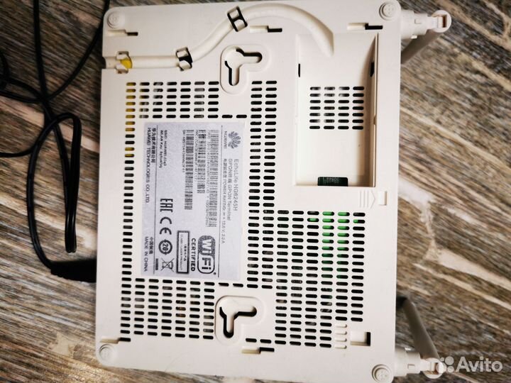 Роутер huawei HG8245H