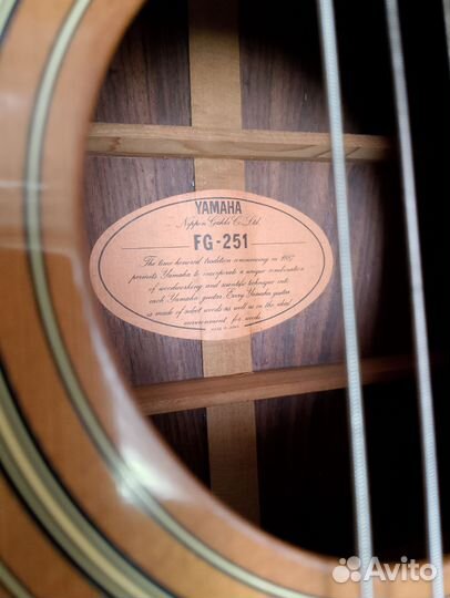 Гитара yamaha fg251
