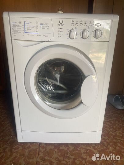 Стиральная машина indesit