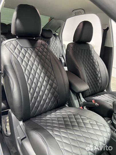 Чехлы Байрон Hundai Solaris 17+ черный ромб