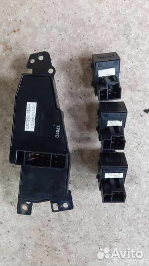 Кнопки стеклоподъемников волга сайбер