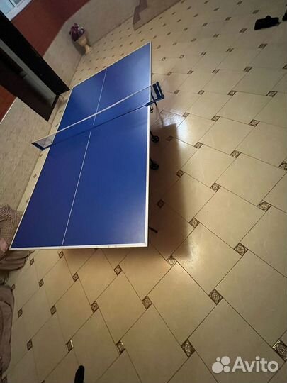 Теннисный стол