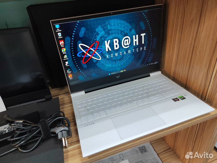 Красивый игровой ноутбук HP Victus на гарантии