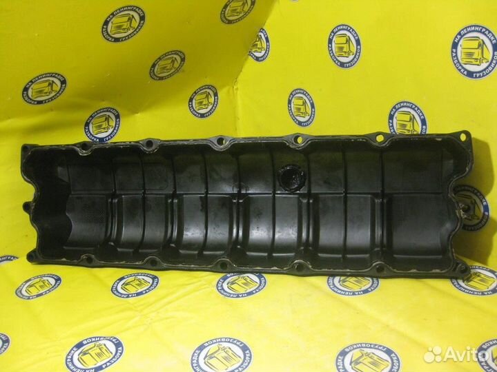 Крышка гбц 5010477503 renault trucks, Premium