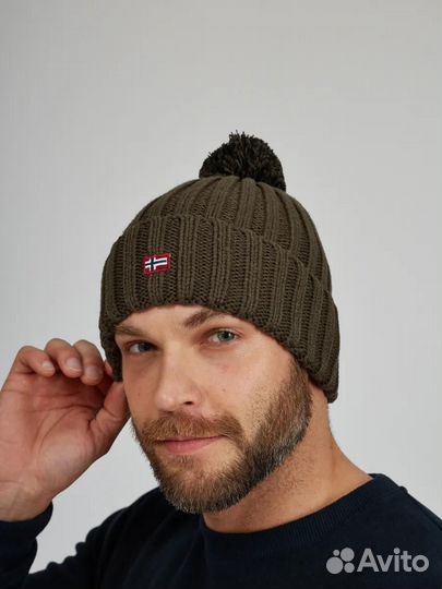 Шапка Napapijri хаки с помпоном