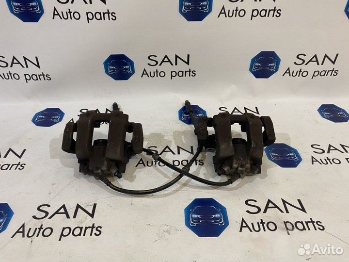 Суппорт передний левый Bmw 3 F30 N20B20 2012